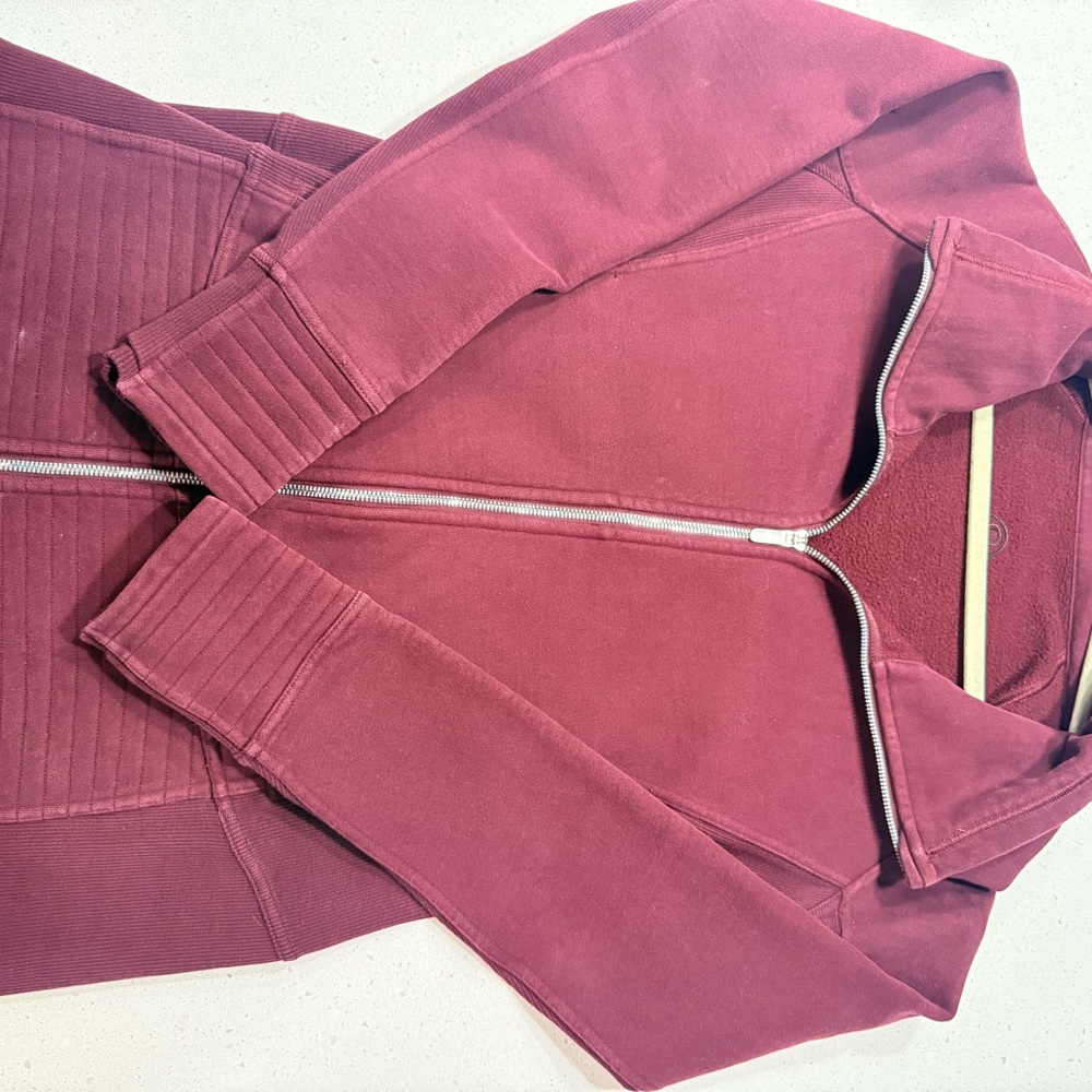 Lululemon Radiant Jacket II Garnet Maroon Red size 10 Athletic Jacket - Picture 7 of 9